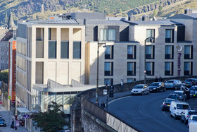 Premier Inn Edinburgh City Centre Royal Mile