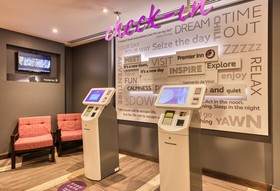 Premier Inn Edinburgh City Centre Waverley