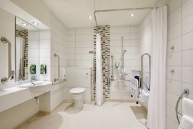 Premier Inn Edinburgh City Centre Waverley