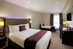 Premier Inn Edinburgh City Centre Waverley