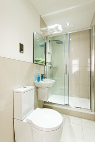 Royal Princes Suites