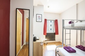 a&o Edinburgh City