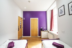 a&o Edinburgh City