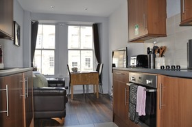Stay Edinburgh City Apartments