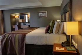 Ten Hill Place Hotel