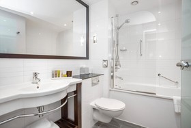 Ten Hill Place Hotel