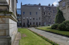 Ten Hill Place Hotel
