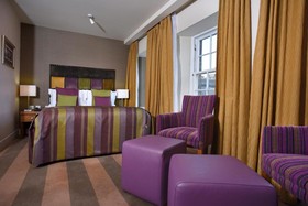 Ten Hill Place Hotel