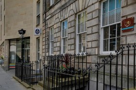 Ten Hill Place Hotel