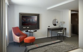 Ten Hill Place Hotel