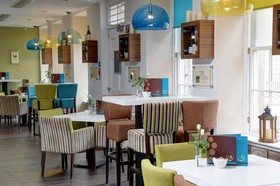 Ten Hill Place Hotel