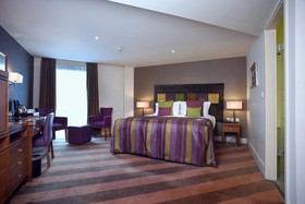 Ten Hill Place Hotel