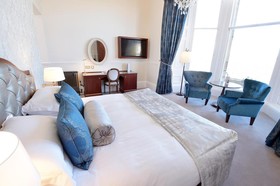 Bonham Hotel