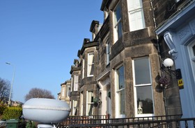 Edinburgh 37