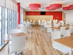 Travelodge Edinburgh Airport Ratho Station
