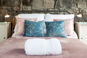 TSE Modern Apartments