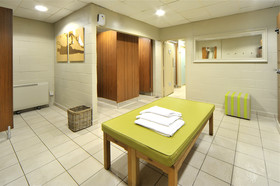 Eight Acres Hotel & Spa