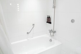 Muthu Glasgow River Hotel