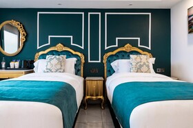 Muthu Glasgow River Hotel