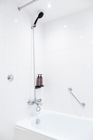 Muthu Glasgow River Hotel