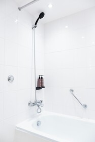 Muthu Glasgow River Hotel