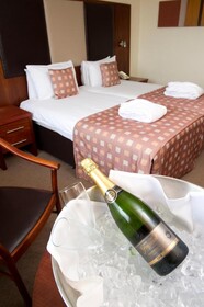 Muthu Glasgow River Hotel