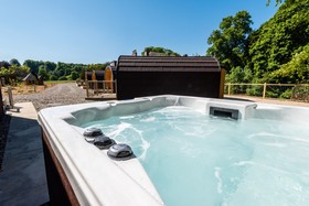 Weedingshall House & Lodges