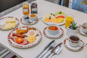 Muthu Fort William Hotel