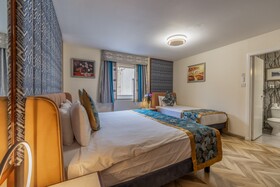 Muthu Fort William Hotel