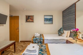 Muthu Fort William Hotel