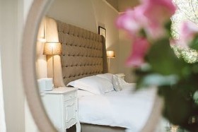 15Glasgow Bed & Breakfast