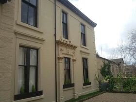 Crosshill House