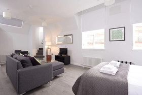 Destiny Scotland - Glassford Residence