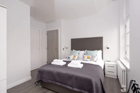 Destiny Scotland - Glassford Residence