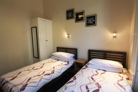 Hampton Court Guest House