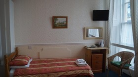 Hampton Court Guest House