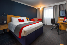 Holiday Inn Express Glasgow - City Centre Riverside