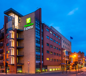Holiday Inn Express Glasgow - City Centre Riverside