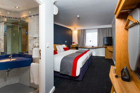 Holiday Inn Express Glasgow - City Centre Riverside