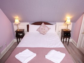 No 52 Charlotte Street