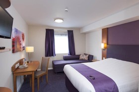 Premier Inn Glasgow East Hotel