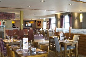 Premier Inn Glasgow Newton Mearns (M77 J4) Hotel