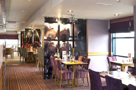 Premier Inn Glasgow Newton Mearns (M77 J4) Hotel