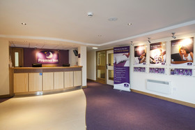 Premier Inn Glasgow Newton Mearns (M77 J4) Hotel