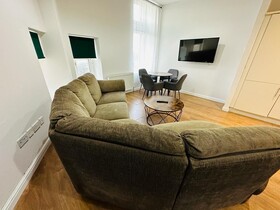 Royal Chambers
