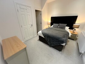 Royal Chambers
