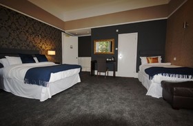 The Alfred Hotel
