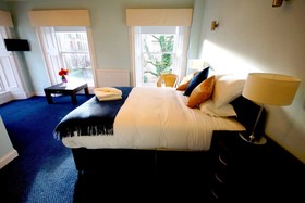 The Alfred Hotel