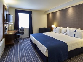 Holiday Inn Express Glenrothes