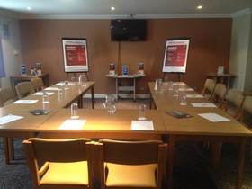 Holiday Inn Express Glenrothes